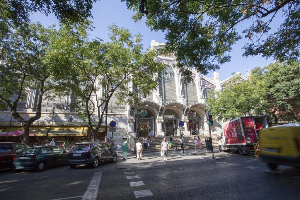 Singularstays Mercado Central Валенсия Екстериор снимка